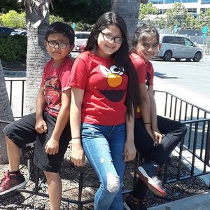 Meet your Posher, Lesly